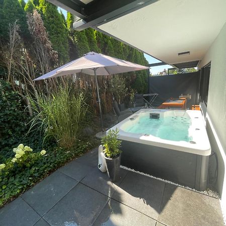 Rosmarin - Kuschelige Fewo - Romantik & Entspannung Im Whirlpool Auf Privater Terrasse, Ruhe & Hund Willkommen - By Ferienwohnenamsee - Uberlingen Dış mekan fotoğraf