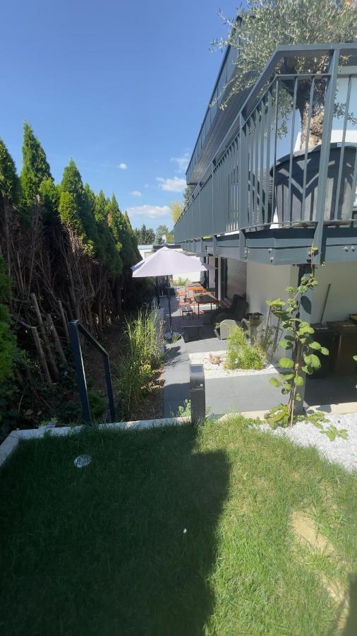 Rosmarin - Kuschelige Fewo - Romantik & Entspannung Im Whirlpool Auf Privater Terrasse, Ruhe & Hund Willkommen - By Ferienwohnenamsee - Uberlingen Dış mekan fotoğraf