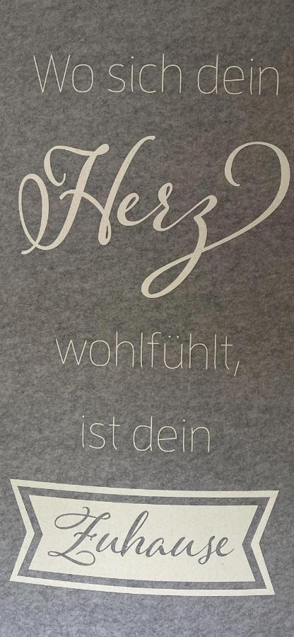 Rosmarin - Kuschelige Fewo - Romantik & Entspannung Im Whirlpool Auf Privater Terrasse, Ruhe & Hund Willkommen - By Ferienwohnenamsee - Uberlingen Dış mekan fotoğraf